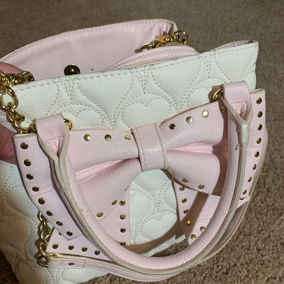 Betsey Johnson satchel - Picture 5 of 8